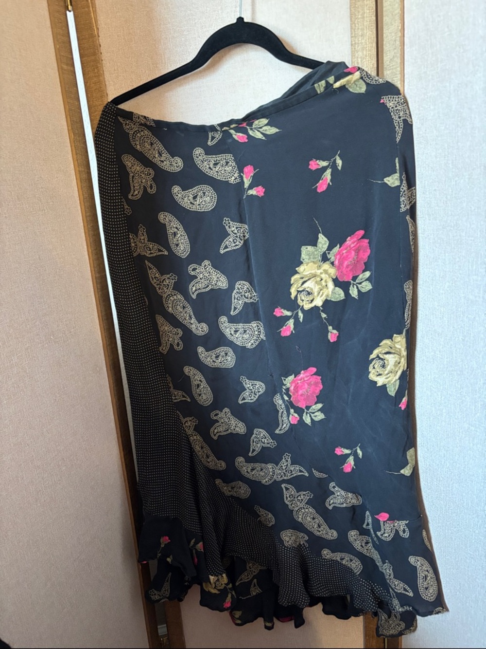 FINAL MARKDOWN Chico’s lined silk ruffle hem, maxi skirt two large